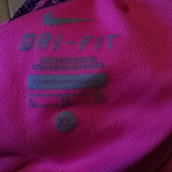 Nike DRI-FIT shorts - Picture 2 of 2